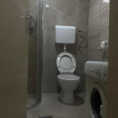 Urosevic * ג'אגודינה